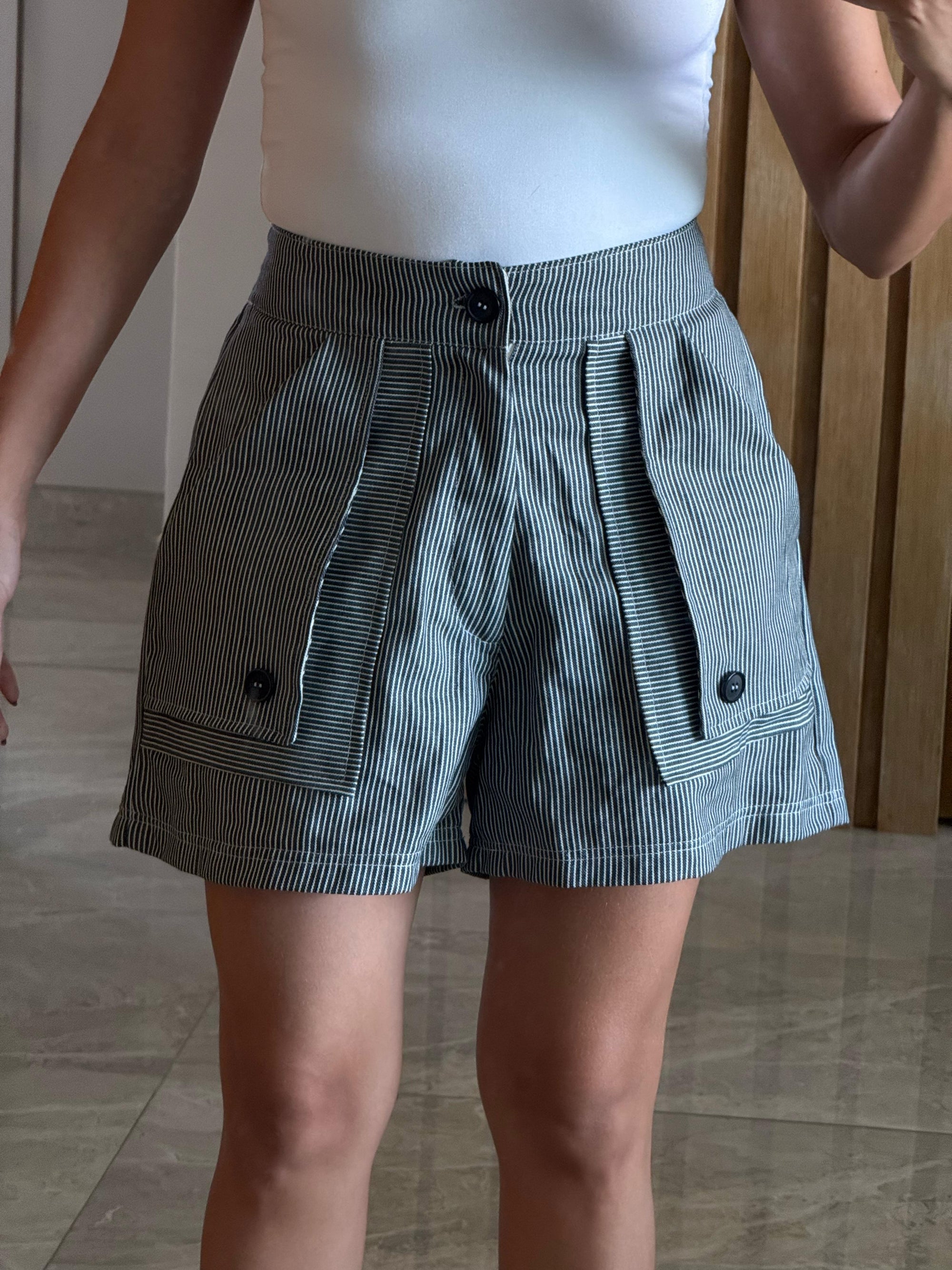 Short Royal