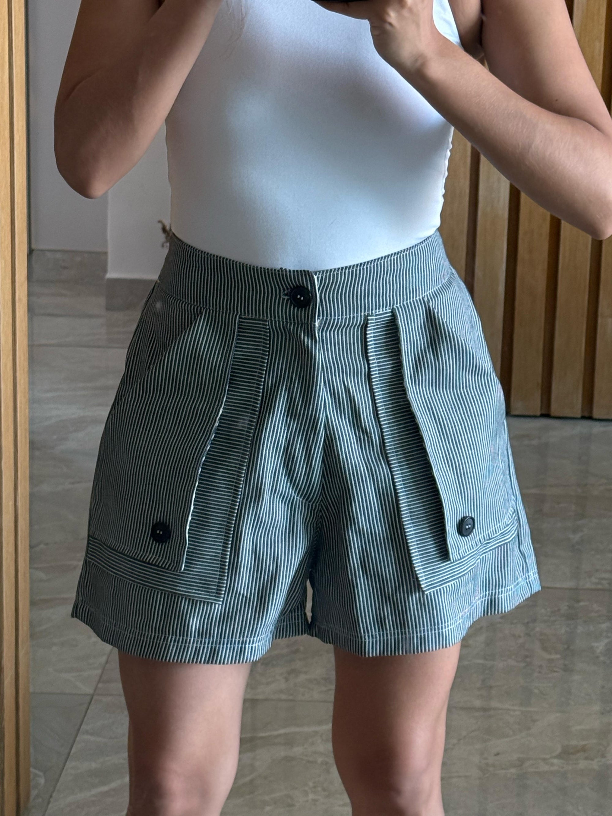 Short Royal
