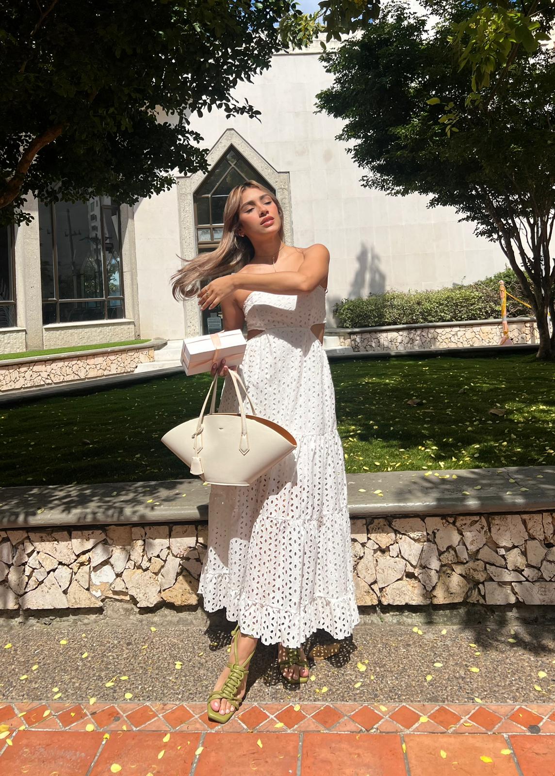 Vestido Gaviota ojalillo